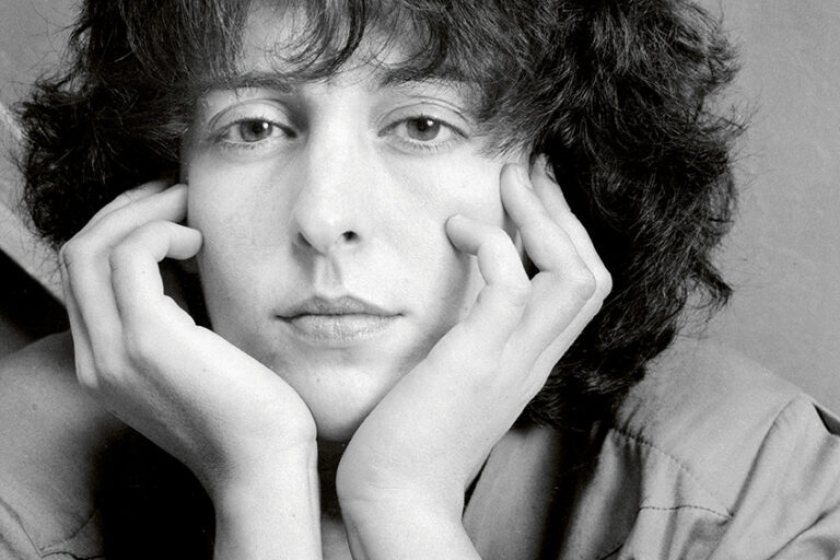 Xela Arias, unha entrevista e un poema inédito
