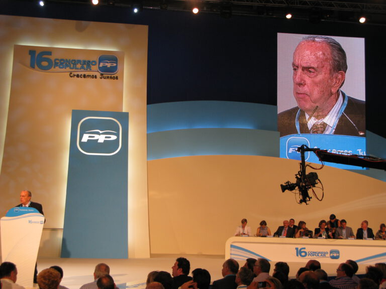A morte política de Fraga Iribarne